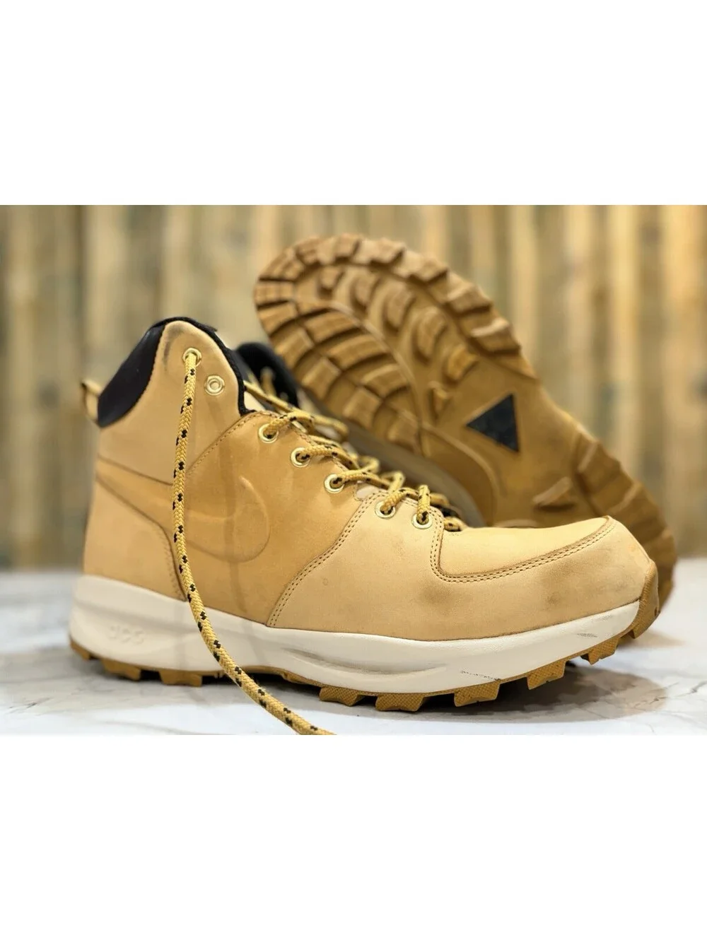 Nike acg manoa